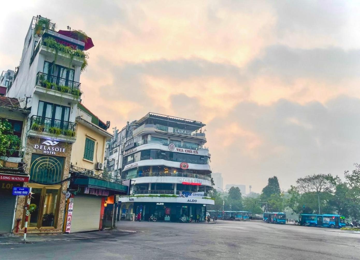 De La Soie Hotel & Travel — Photos 1